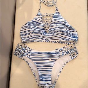 Cupshe blue/white strip swim suit